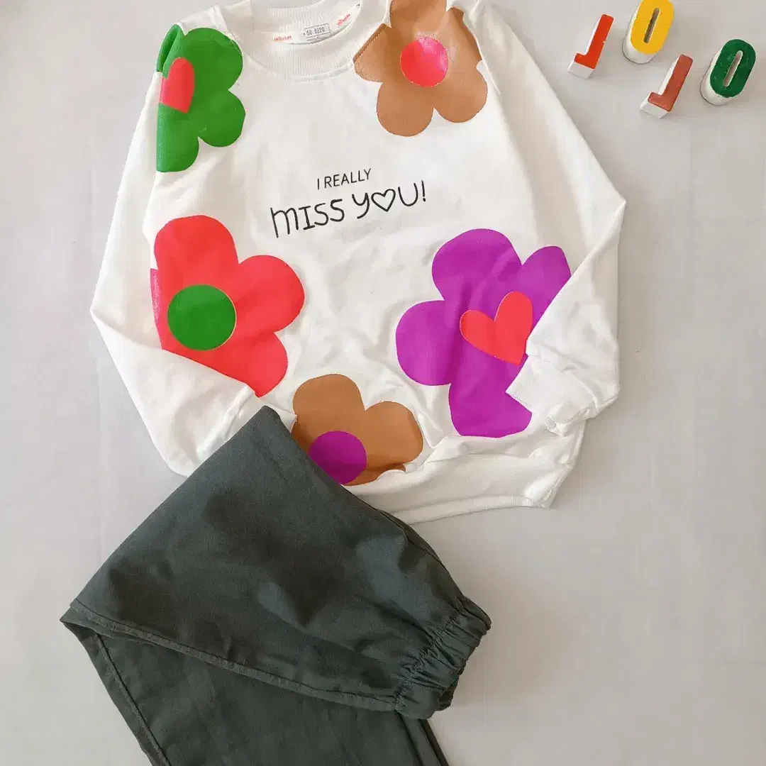 لباس بچگانه|کفش و لباس بچه|دهدشت, |دیوار