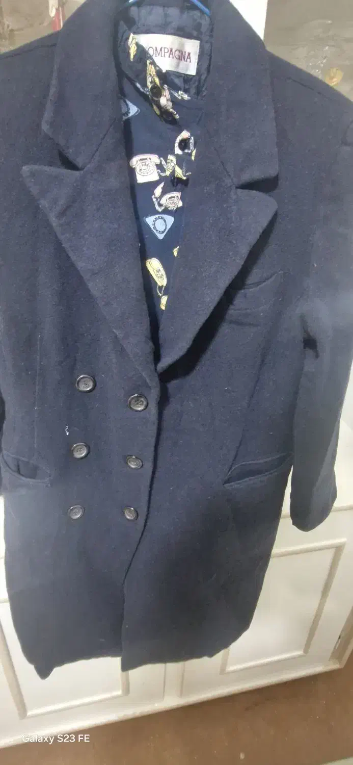 پالتو|لباس|مشهد, خواجه ربیع|دیوار