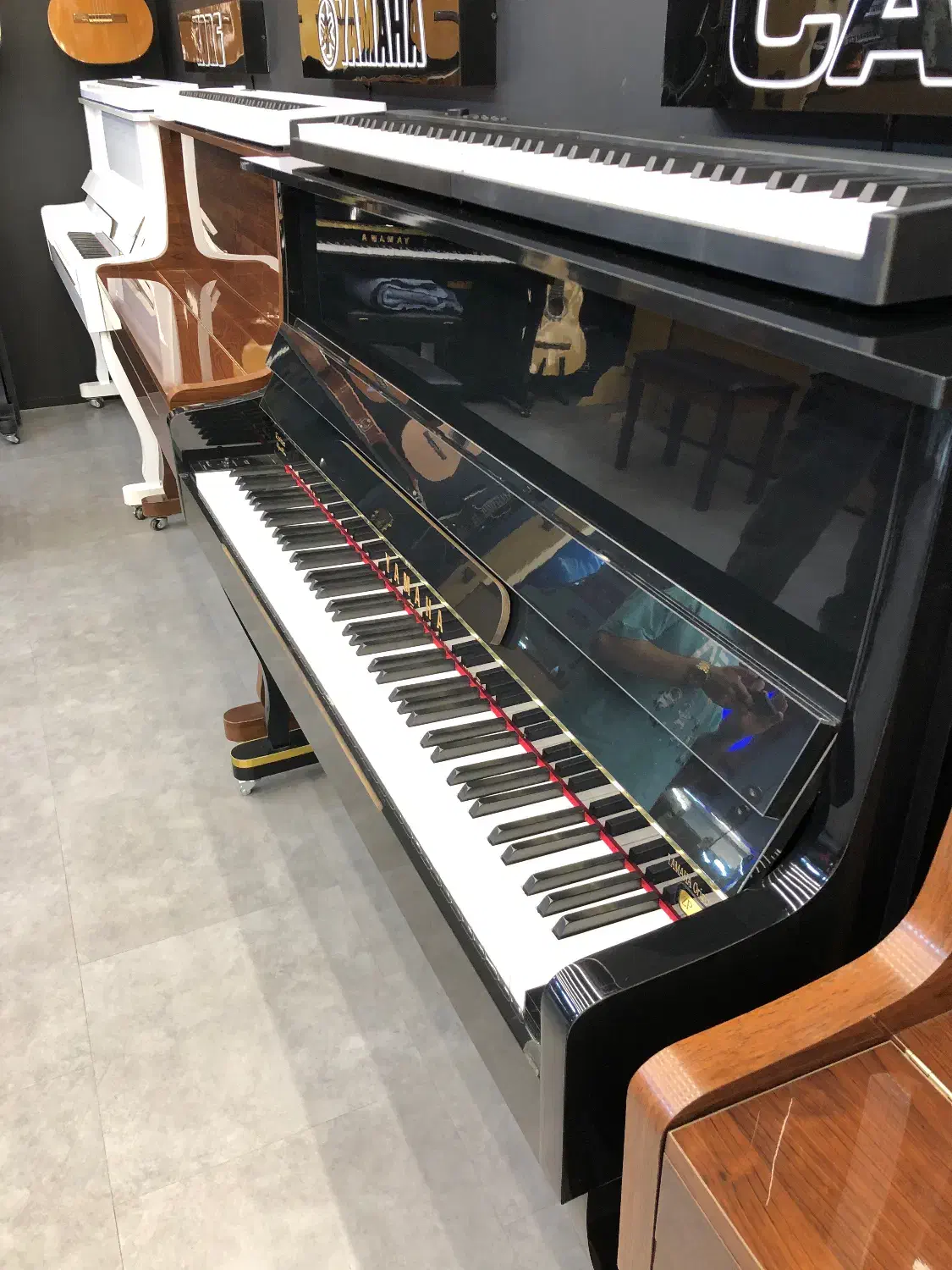 پیانو|پیانو، کیبورد، آکاردئون|کرج, اصفهانی‌ها|دیوار