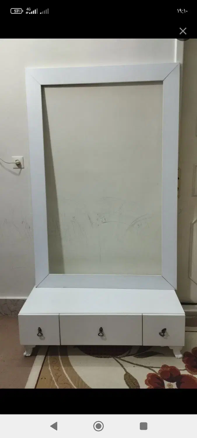 آینه کنسول|بوفه، ویترین، کنسول|گلبهار, شهر جدید گلبهار|دیوار