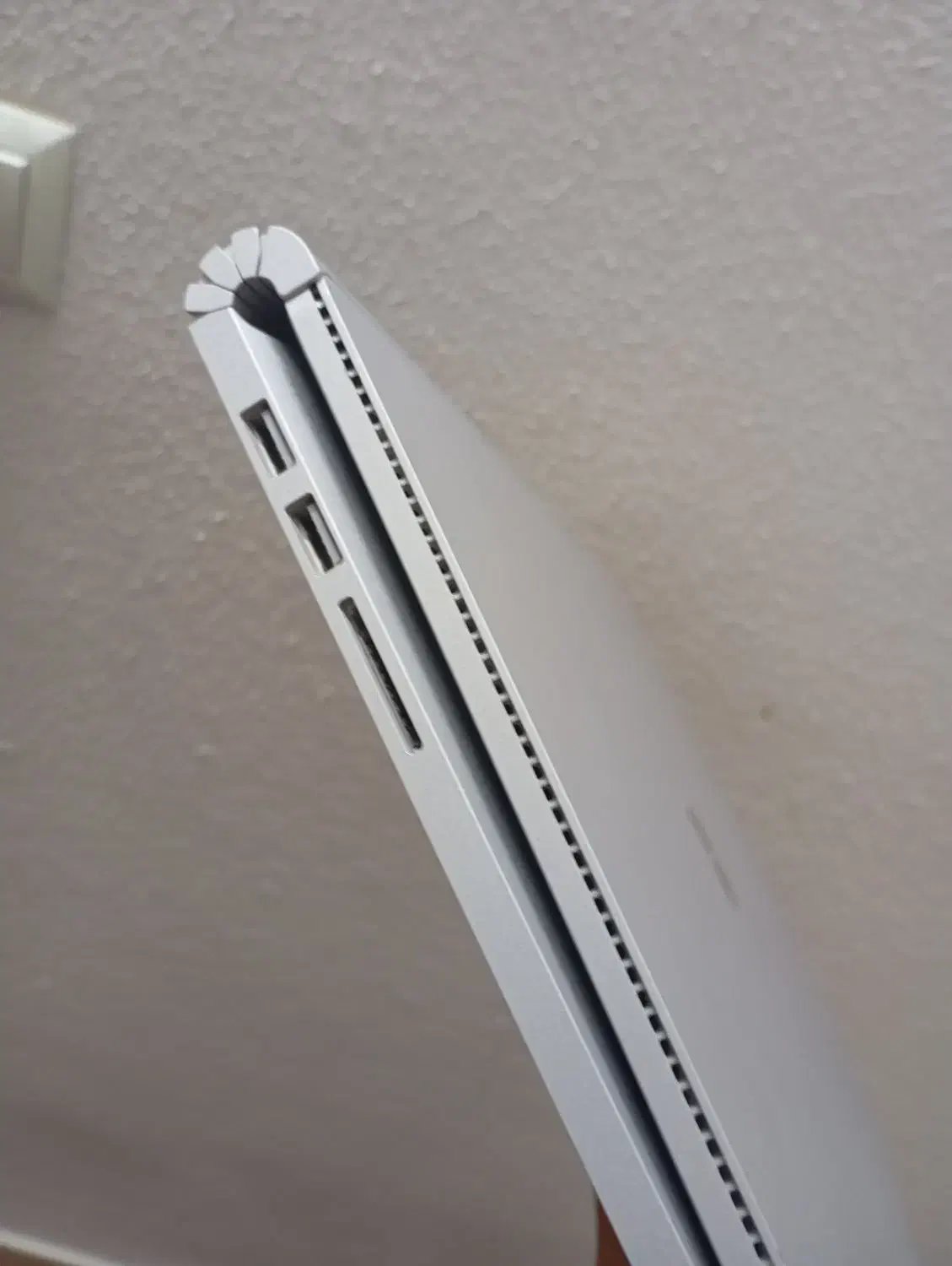 لبتاب سرفیس بوک|رایانه همراه|شیراز, سیاه سنگ|دیوار