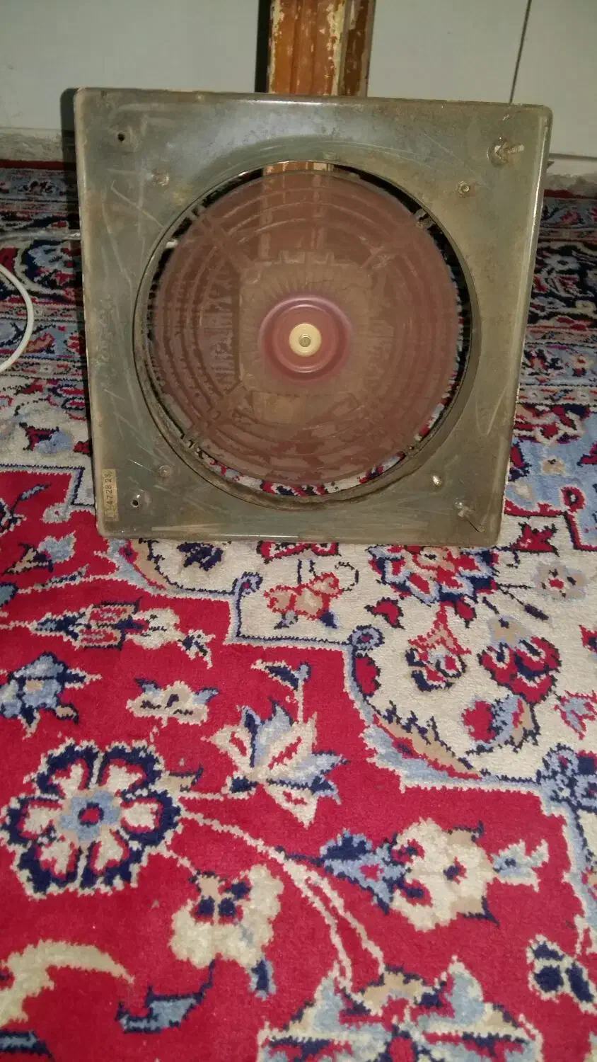 هواکش تهویه هوا 28در28|پنکه و تصفیه‌کنندهٔ هوا|قم, انصار‌الحسین|دیوار