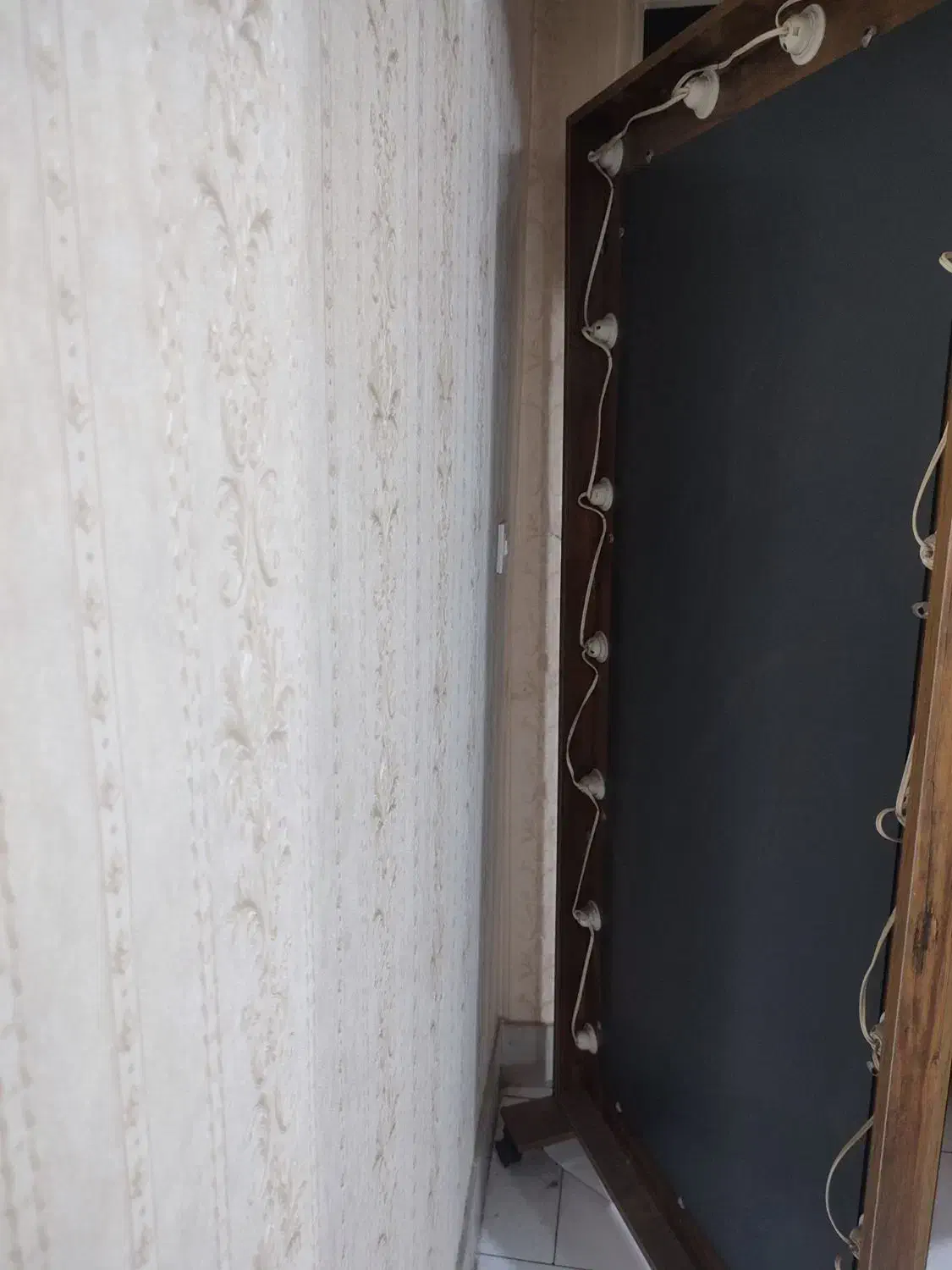 آینه گریم. آینه چراغدار|آرایشگاه و سالنهای زیبایی|تهران, هلال احمر|دیوار