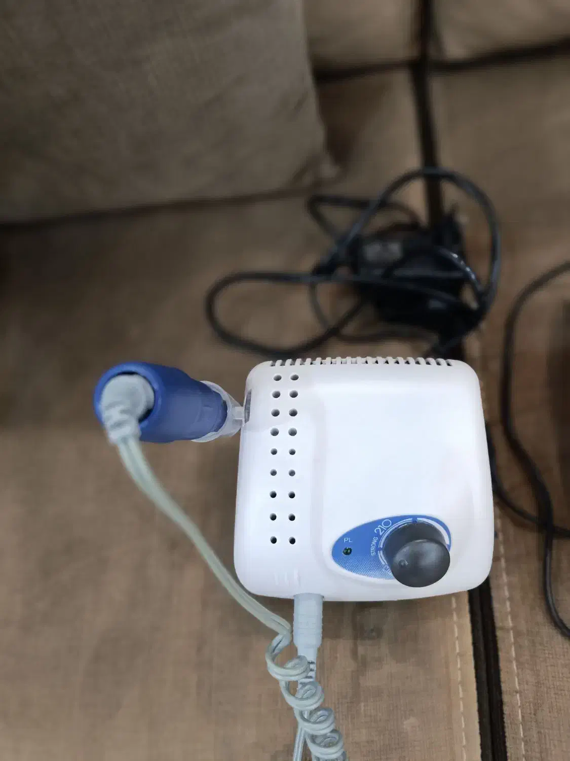 لوازم کاشت ناخن|آرایشی، بهداشتی، درمانی|رشت, بلوار گیلان|دیوار