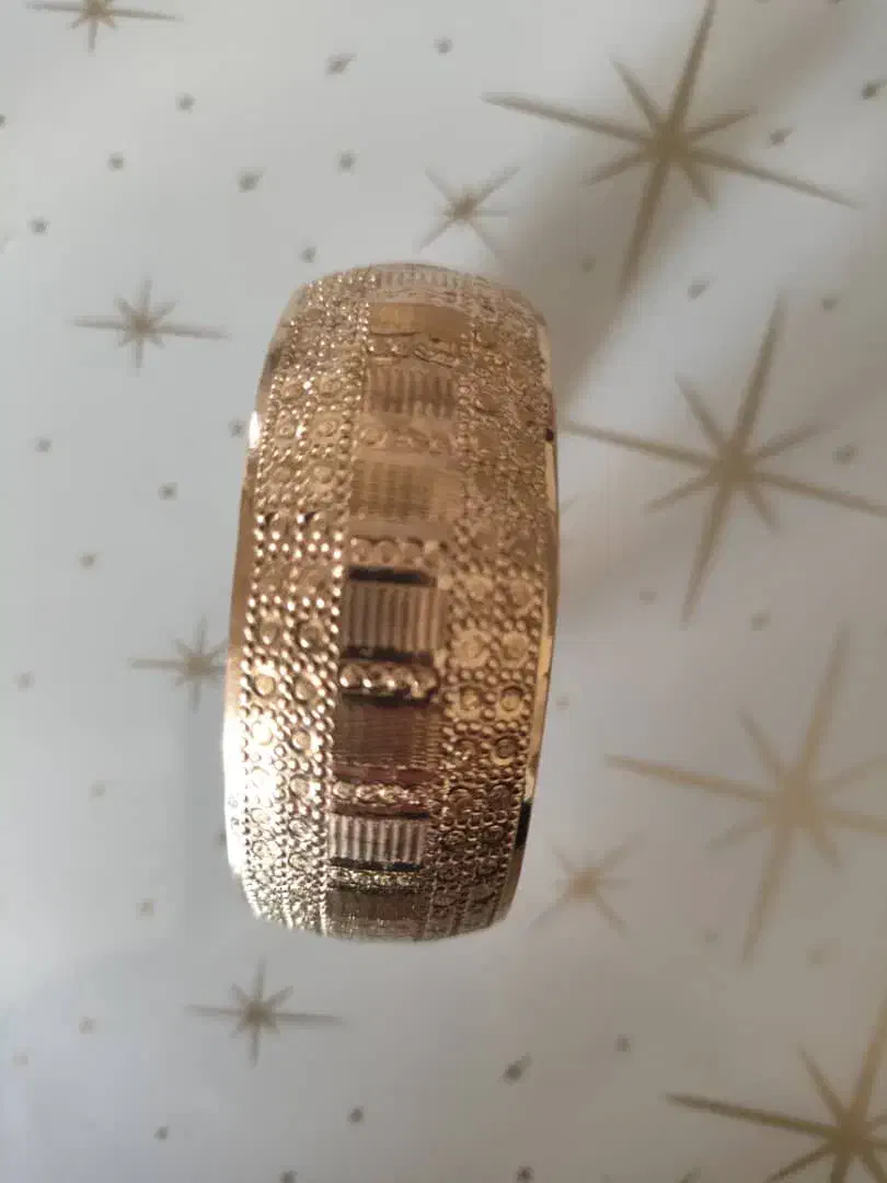 تک سایز ۳|جواهرات|یاسوج, |دیوار