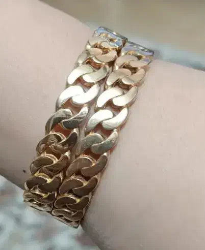 النگو ژوپینگ|بدلیجات|رباط‌کریم, شترخوار|دیوار