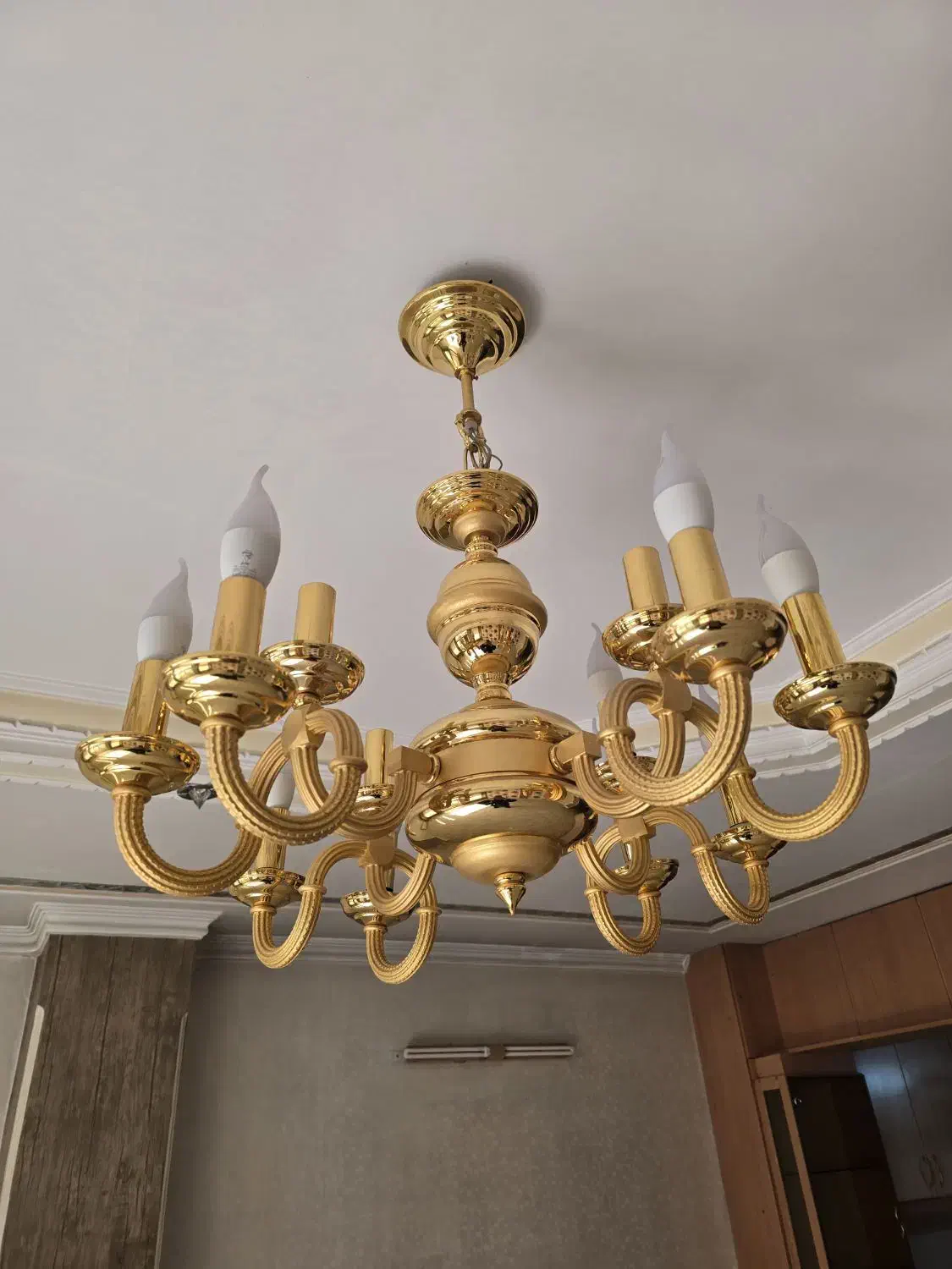 لوستر ۴ شاخه ۸ شعله|لوستر و چراغ آویز|اصفهان, باغ دریاچه|دیوار