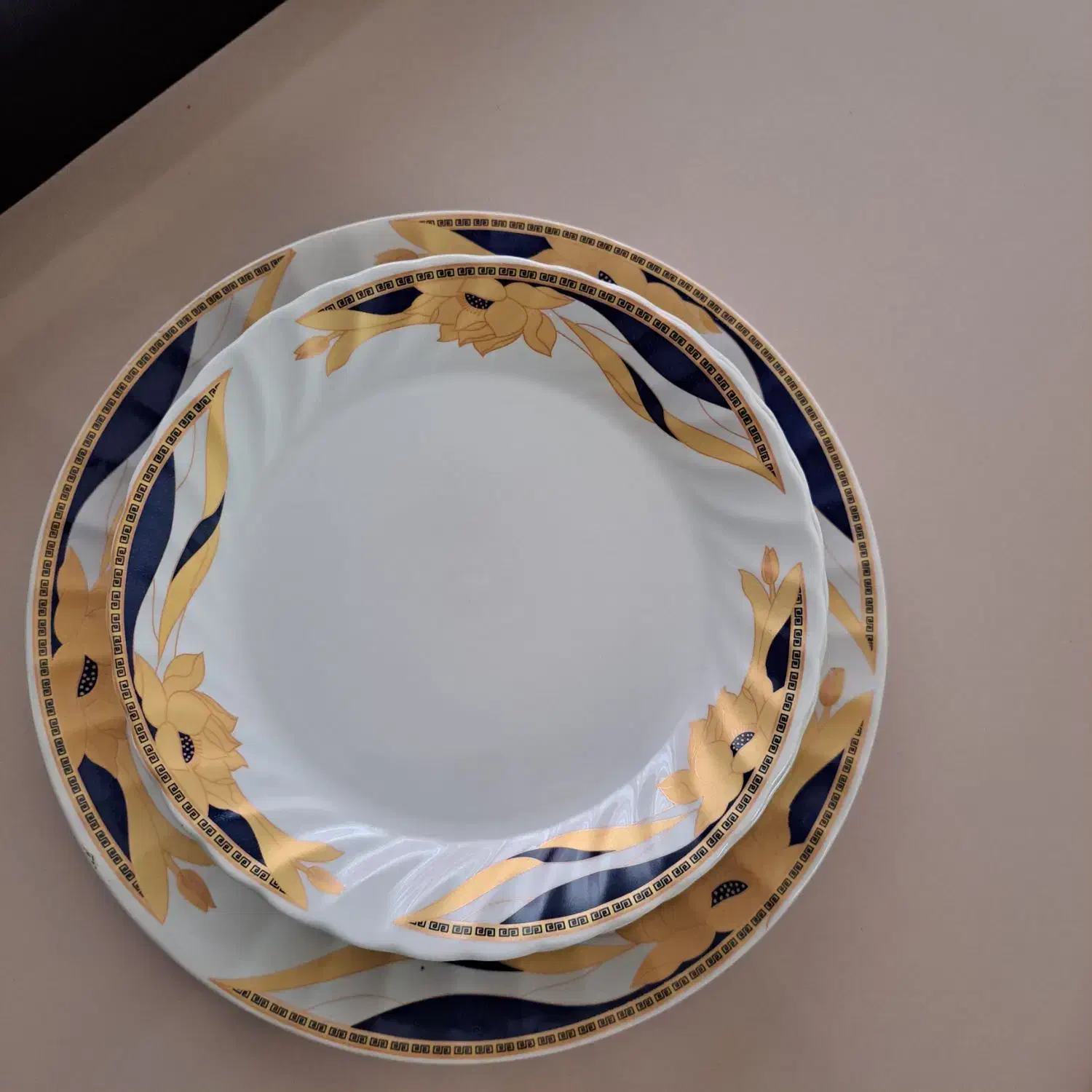 بشقاب پذیرایی|ظروف سرو و پذیرایی|بروجرد, |دیوار