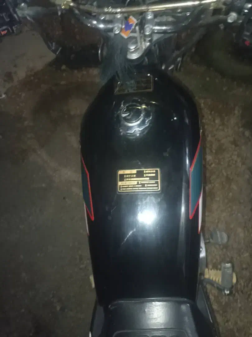 باک موتور سیکلت|قطعات یدکی و لوازم جانبی|شیراز, نارنجستان|دیوار