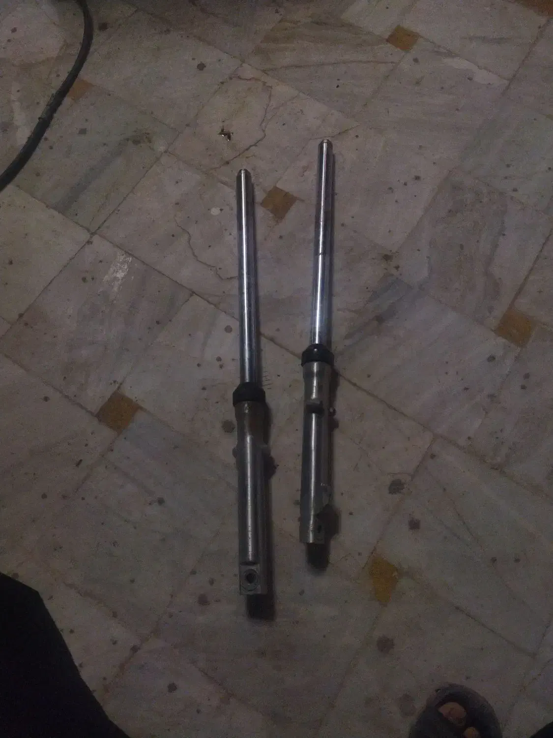 کمک جلوموتور واگزوز|قطعات یدکی و لوازم جانبی|قم, باجک دو|دیوار