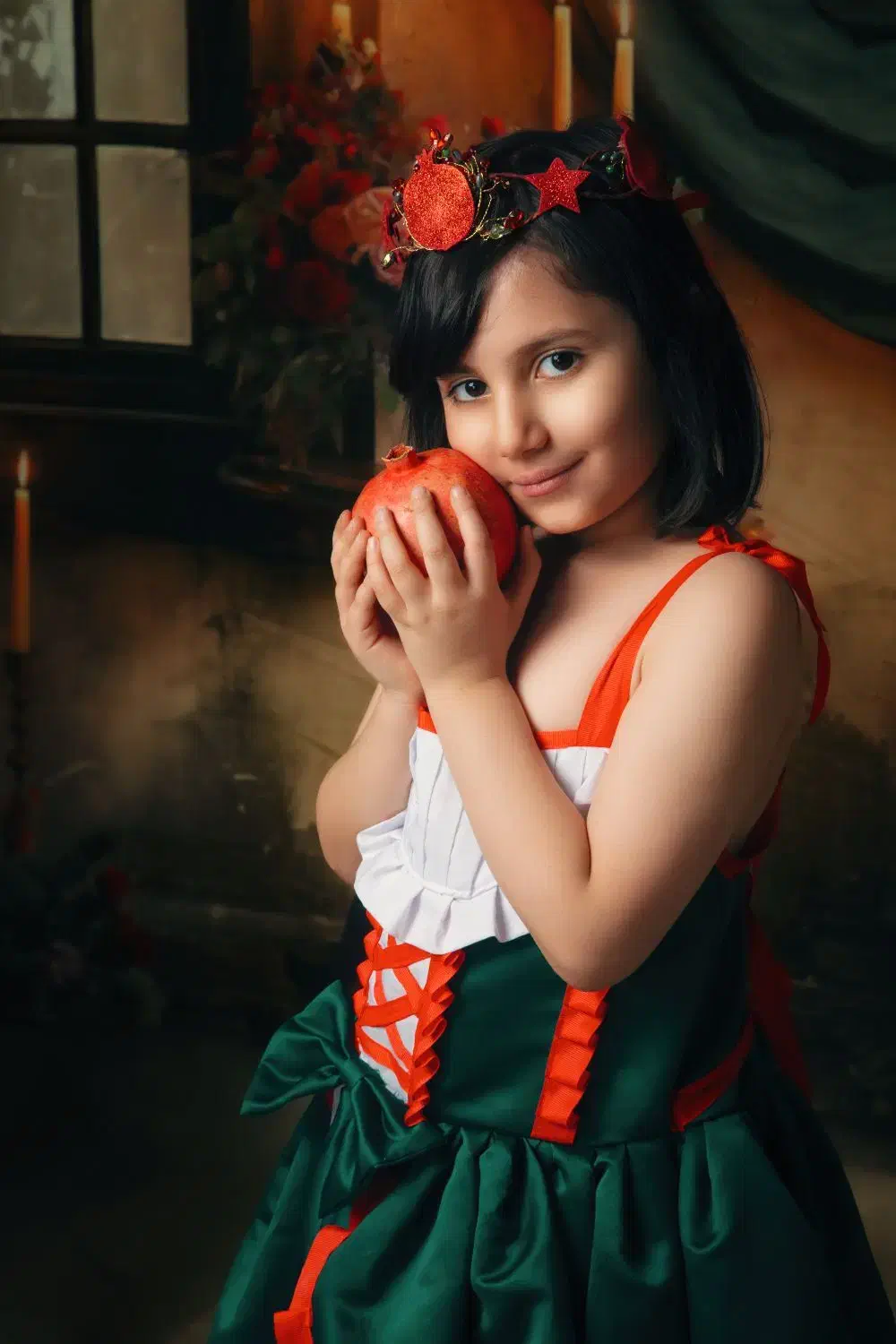 عکاسی با تم یلدا با لباس رایگان در آتلیه آرت|خدمات پذیرایی، مراسم|اردبیل, |دیوار