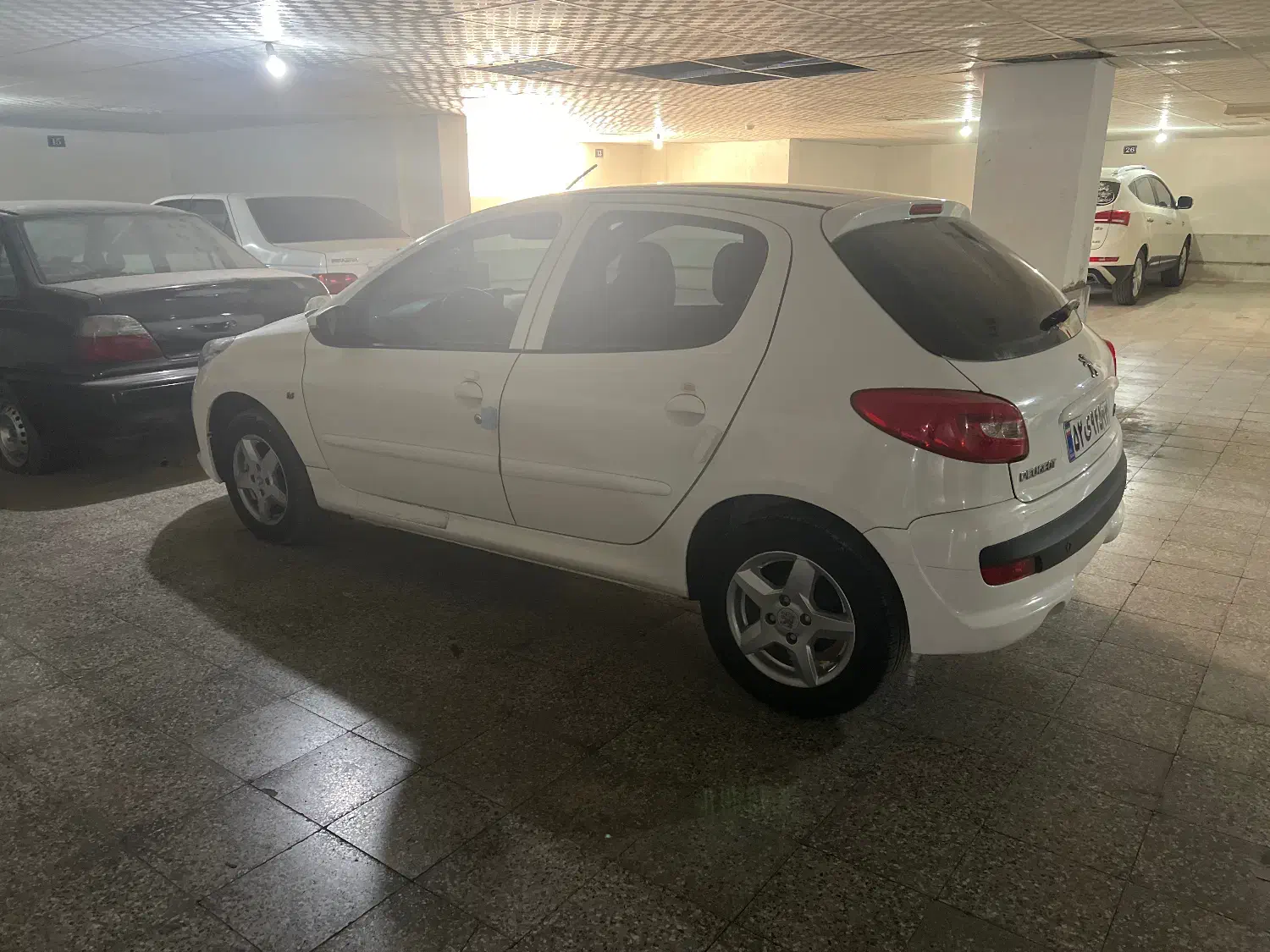 پژو 207 سقف فلز 1401|خودرو سواری و وانت|صدرا-فارس, فاز ۱|دیوار