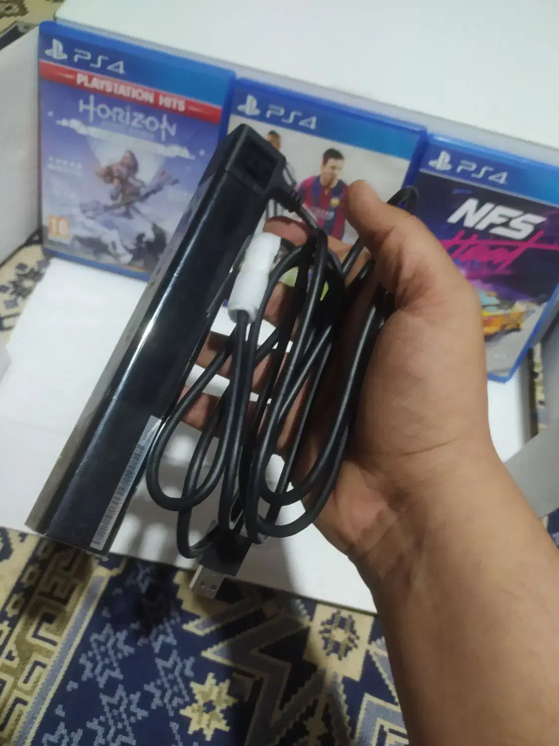 دوربین ps4 نو و آکبند و به همراه دیسک بازی|کنسول، بازی ویدئویی و آنلاین|شهریار, اصیل آباد|دیوار