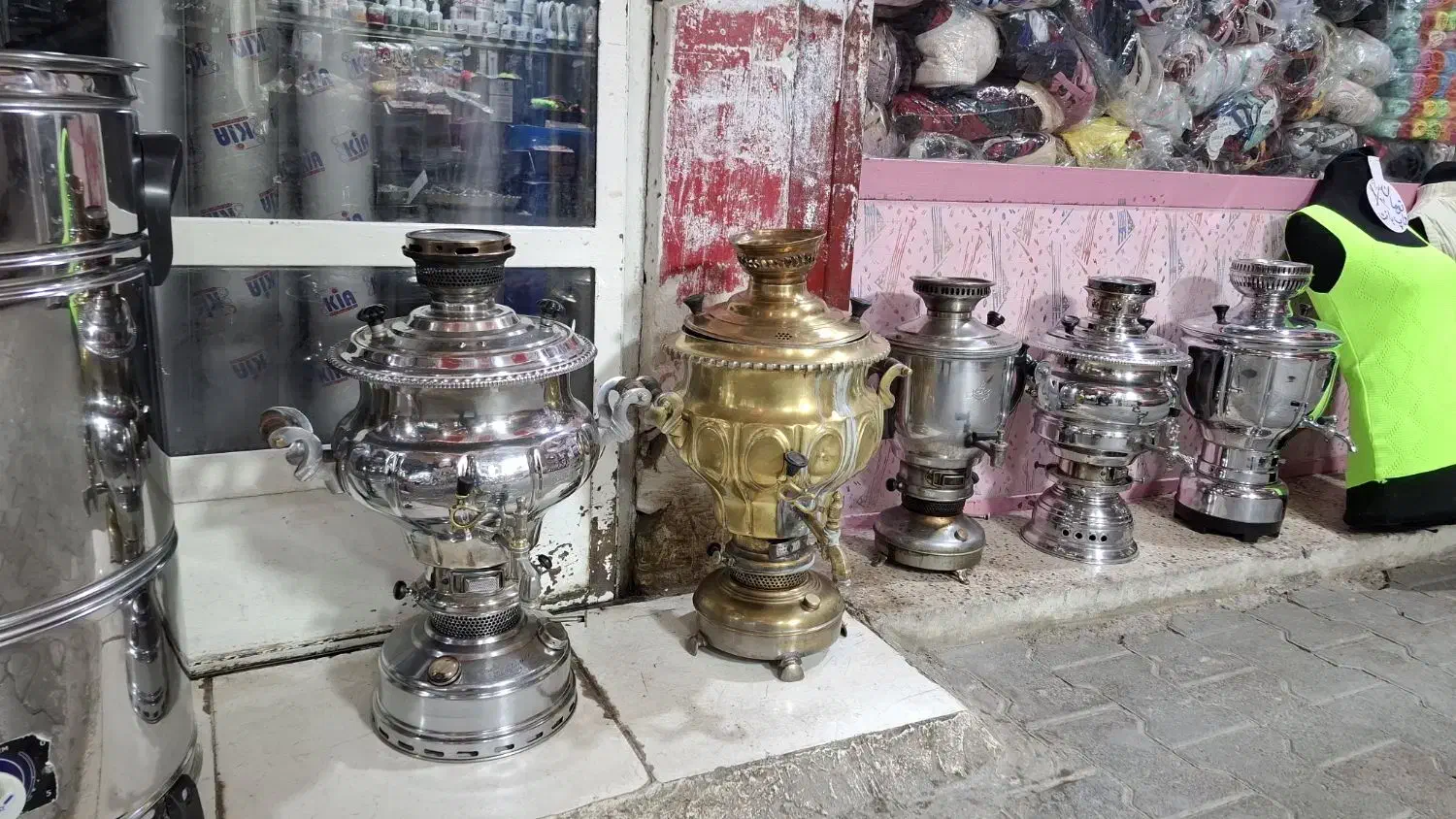 سماور همراه مشکه برقی|سماور، چای‌ساز، قهوه‌ساز|بوکان, |دیوار