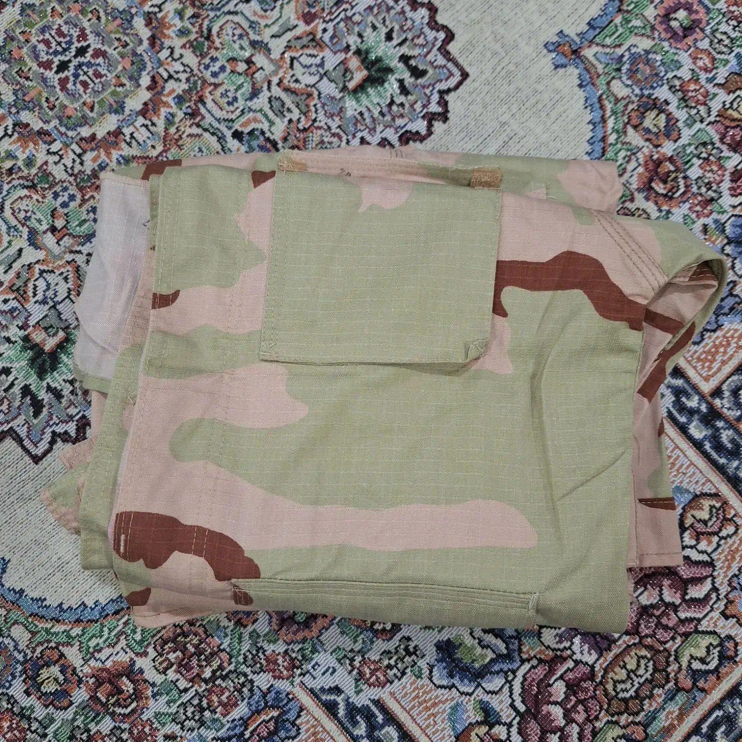 لباس مرزبانی|لباس|بوشهر, |دیوار