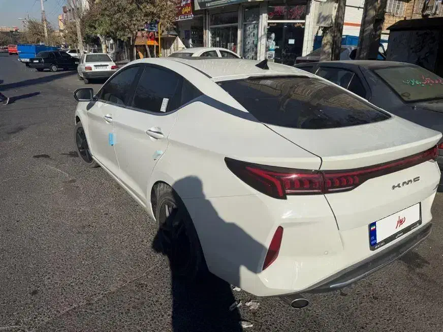 J7 سفید مدل 1404|خودرو سواری و وانت|قم, انسجام|دیوار