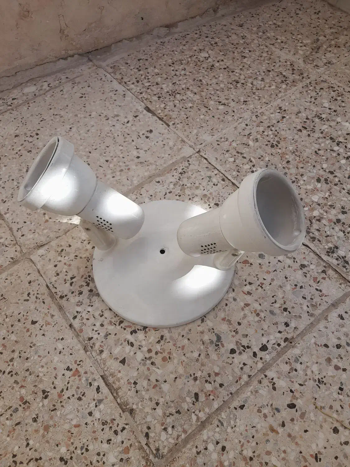 پایه چراغ سقفی|لوستر و چراغ آویز|مشهد, سراب|دیوار