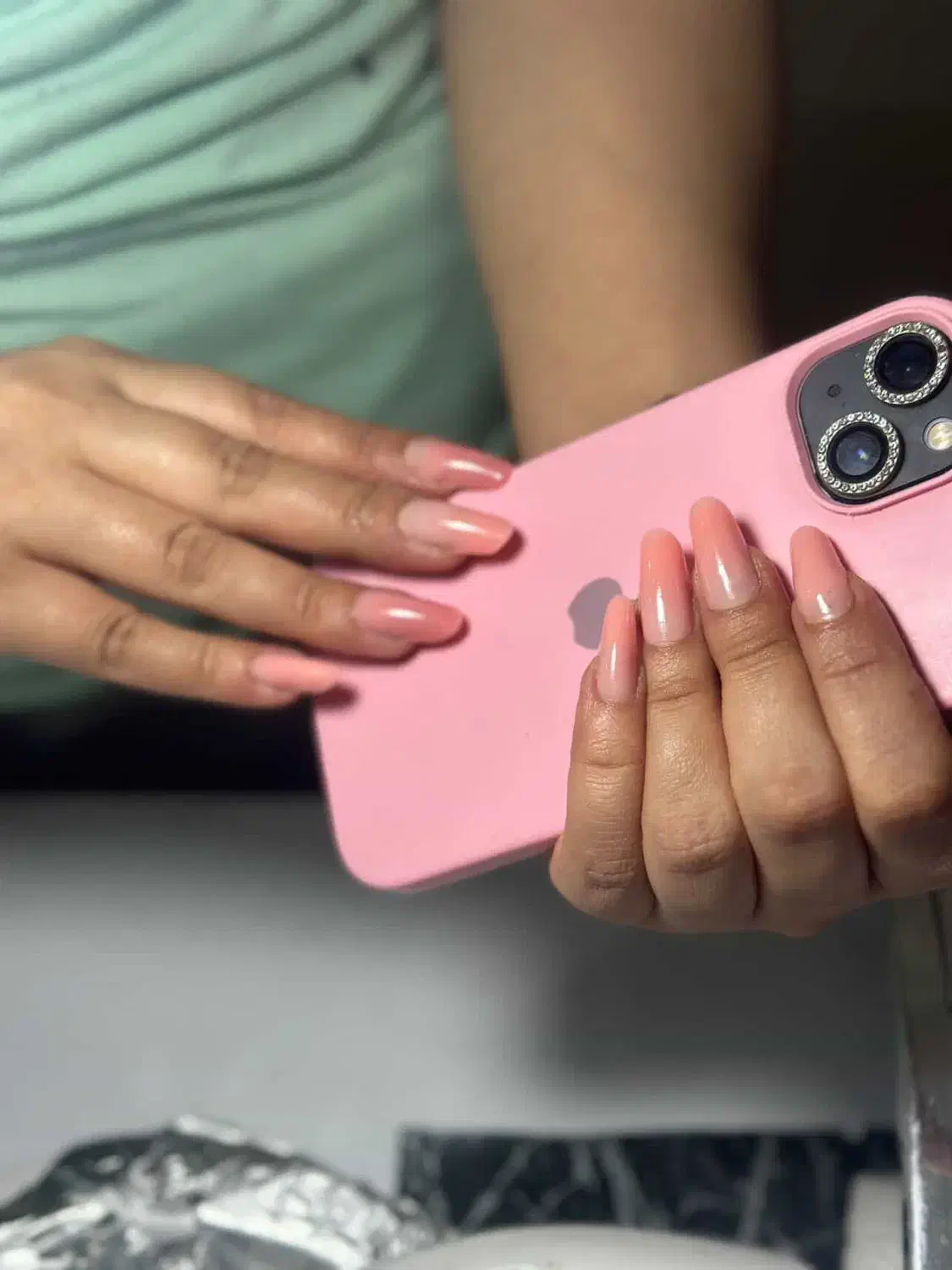 تخفیف کاشت ناخن به مدت محدود(حمیدیان)|خدمات آرایشگری و زیبایی|رشت, حمیدیان|دیوار