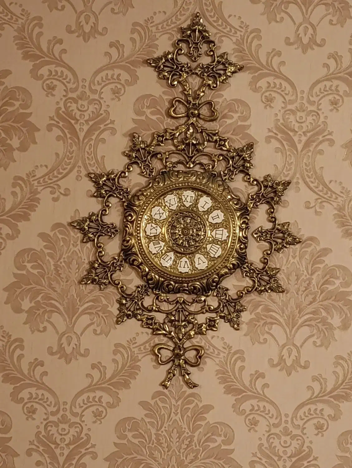 ساعت برنز|ساعت دیواری و تزئینی|تهران, جوانمردان (اندیشه)|دیوار