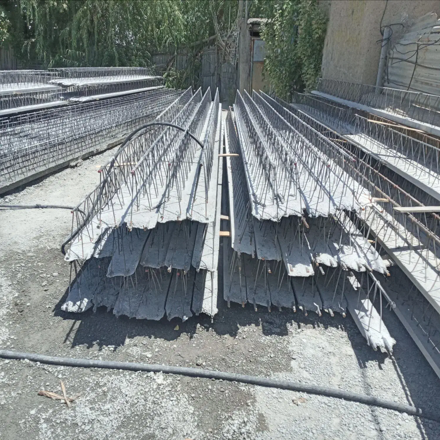 تیرچه بتنی|خدمات پیشه و مهارت|سنندج, |دیوار