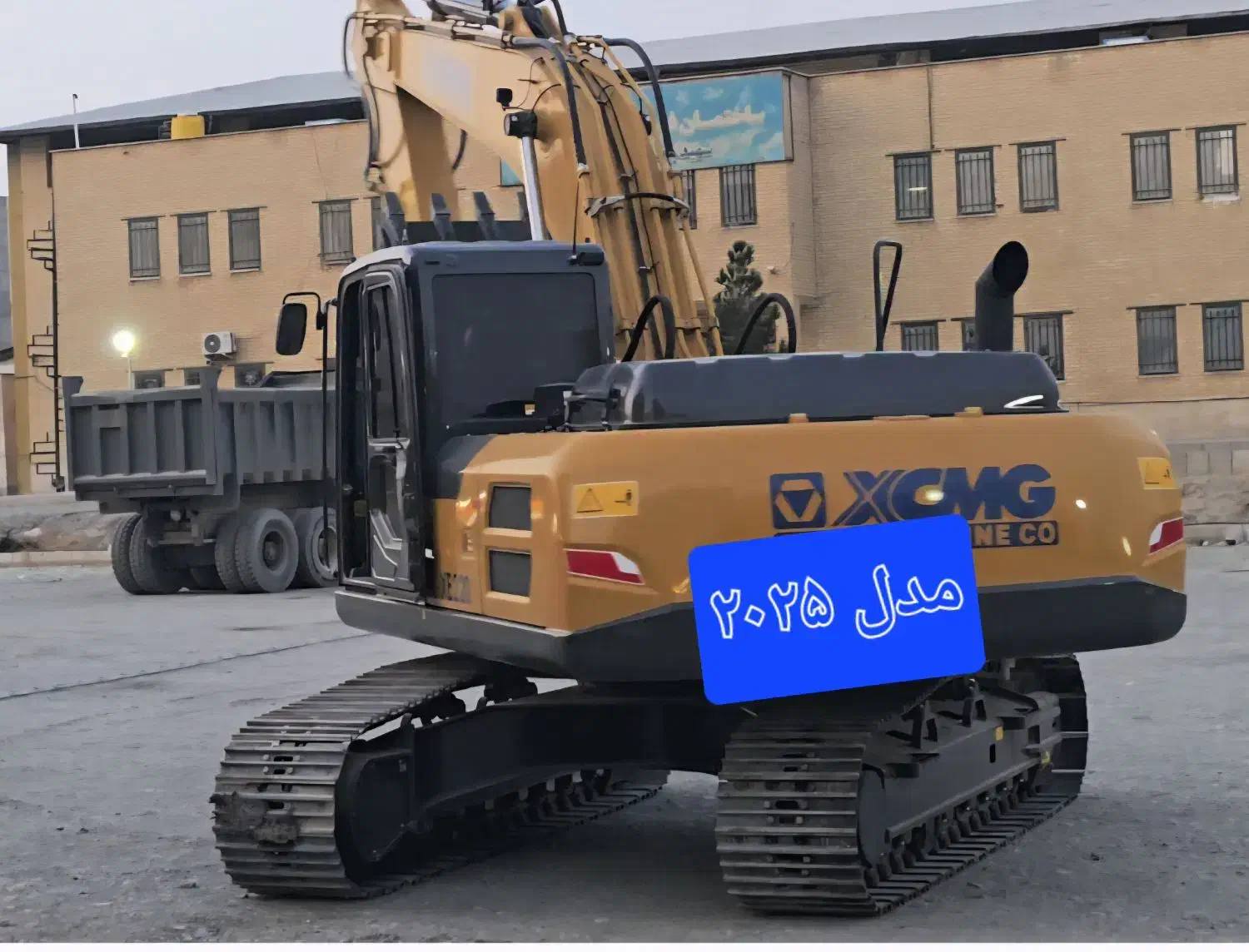 فروش بیل مکانیکی ۲۲۰|خودرو سنگین|قدس, هفت جوی|دیوار