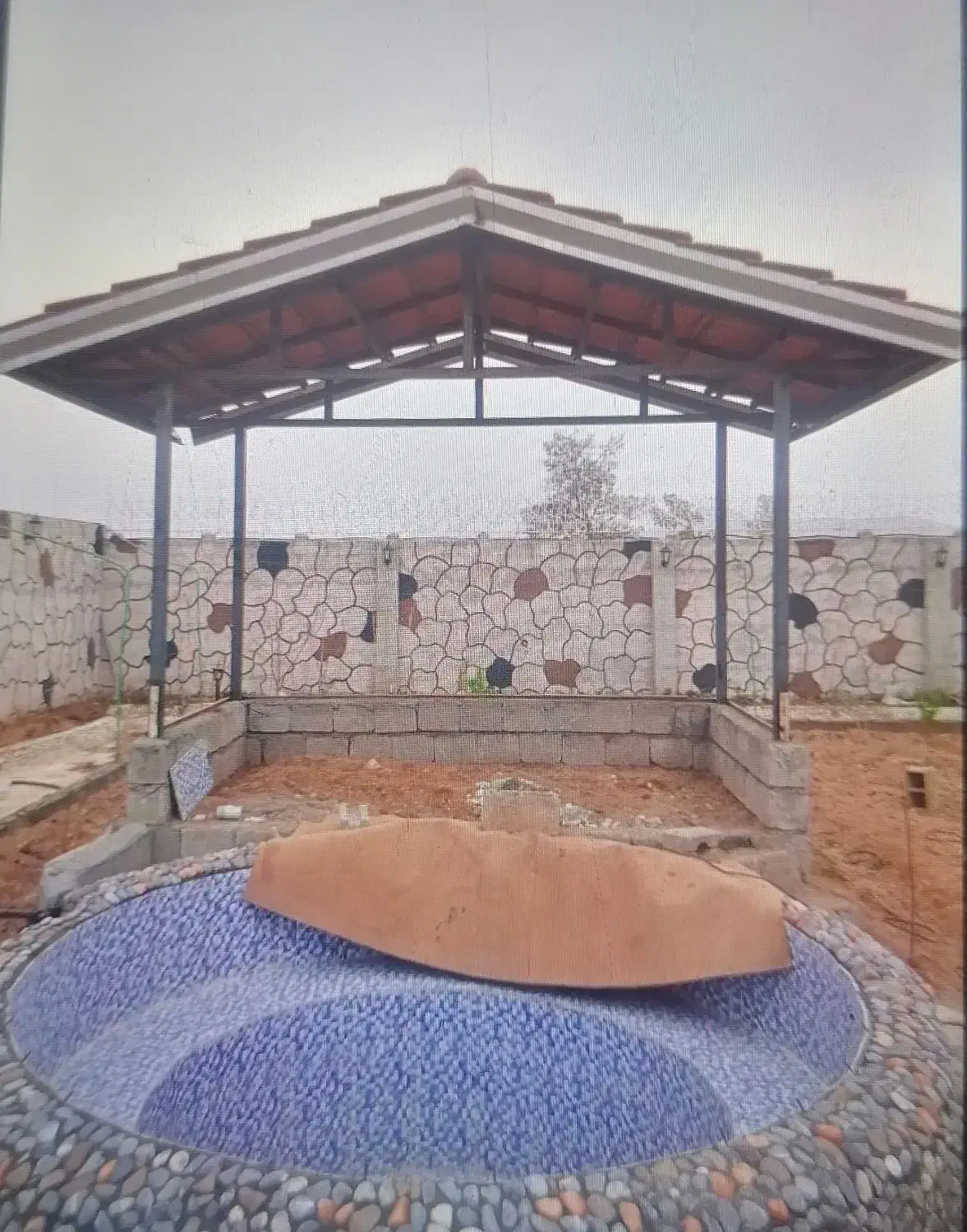 ساخت آلاچیق وپوشش سقفهای شیبدار|خدمات پیشه و مهارت|نجف‌آباد, کهریزسنگ|دیوار