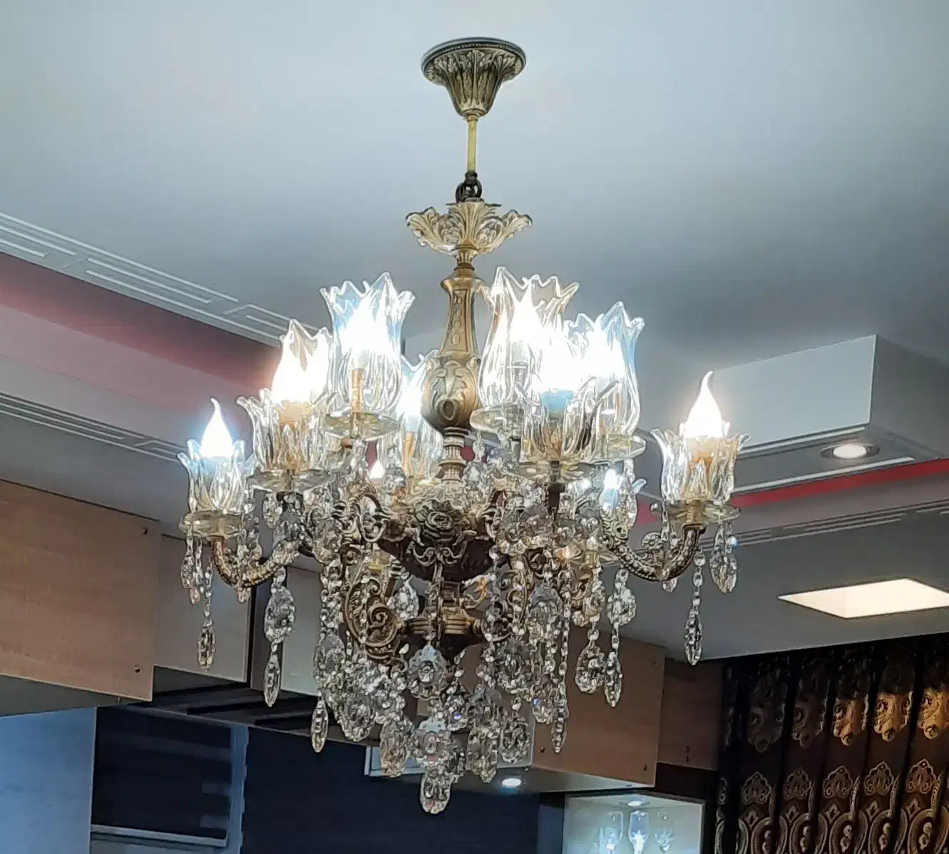 لوستر برنز|لوستر و چراغ آویز|محمدیه-قزوین, |دیوار