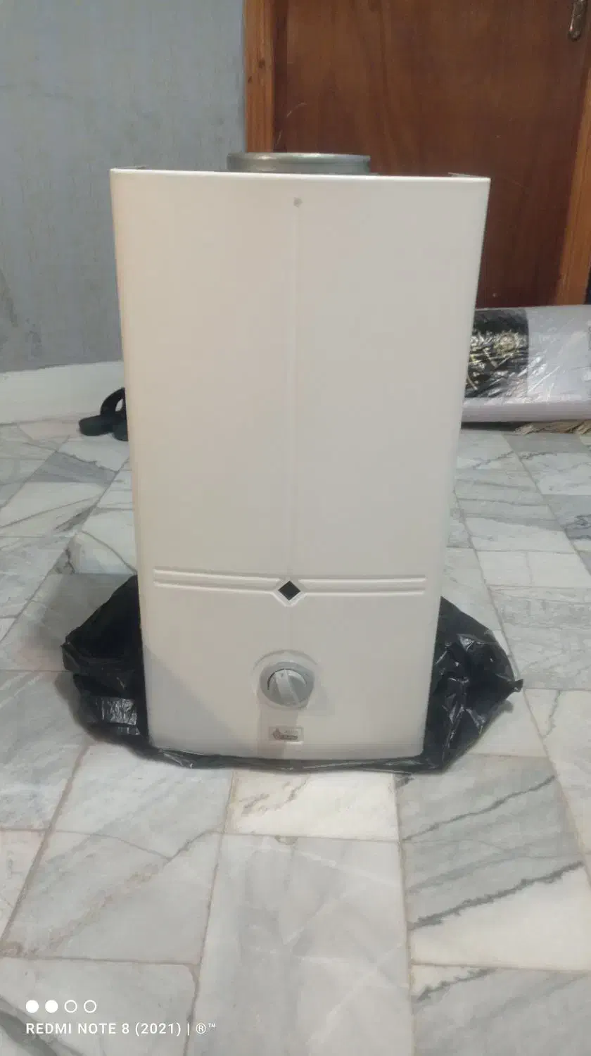 آبگرمکن دیواری فوری سوز بوتان|آبگرمکن، پکیج، شوفاژ|گنبد کاووس, |دیوار