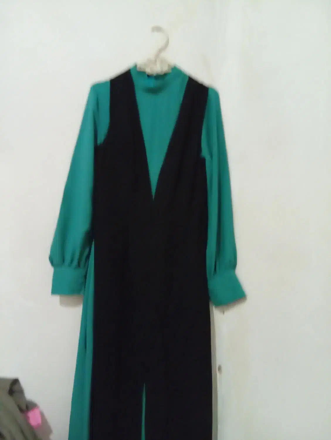 لباس|لباس|اقبالیه, |دیوار