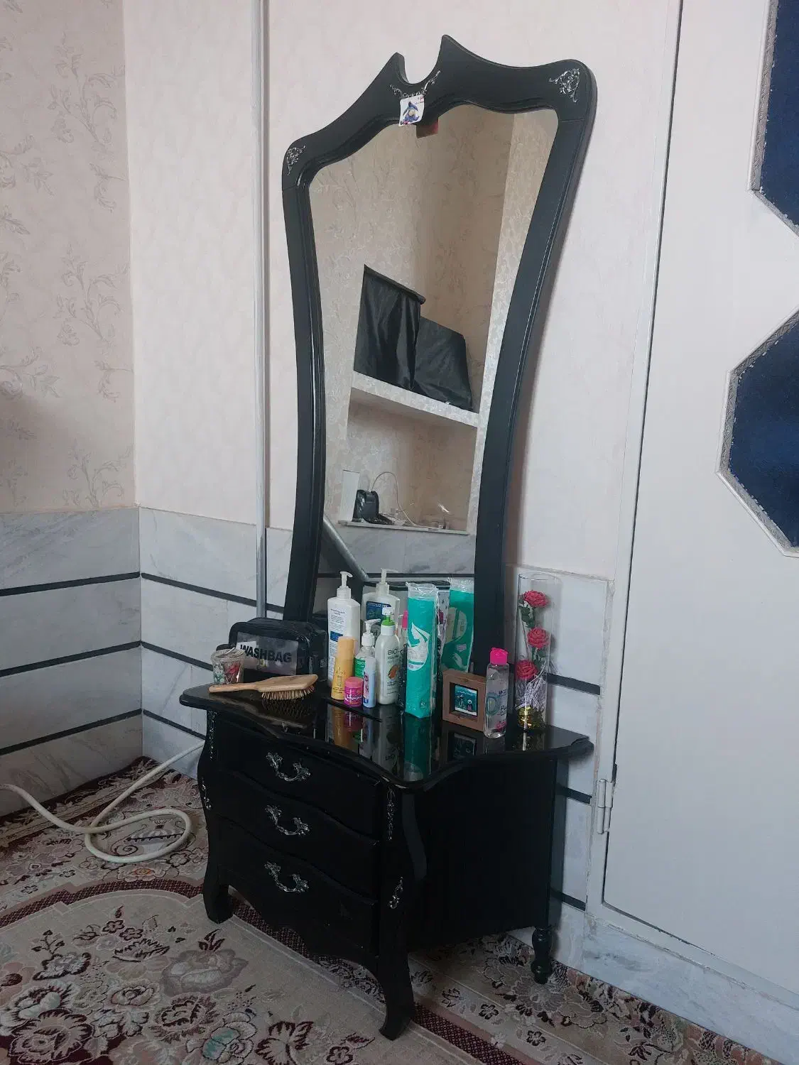 آینه و میز لوازم|آینه|گناباد, |دیوار