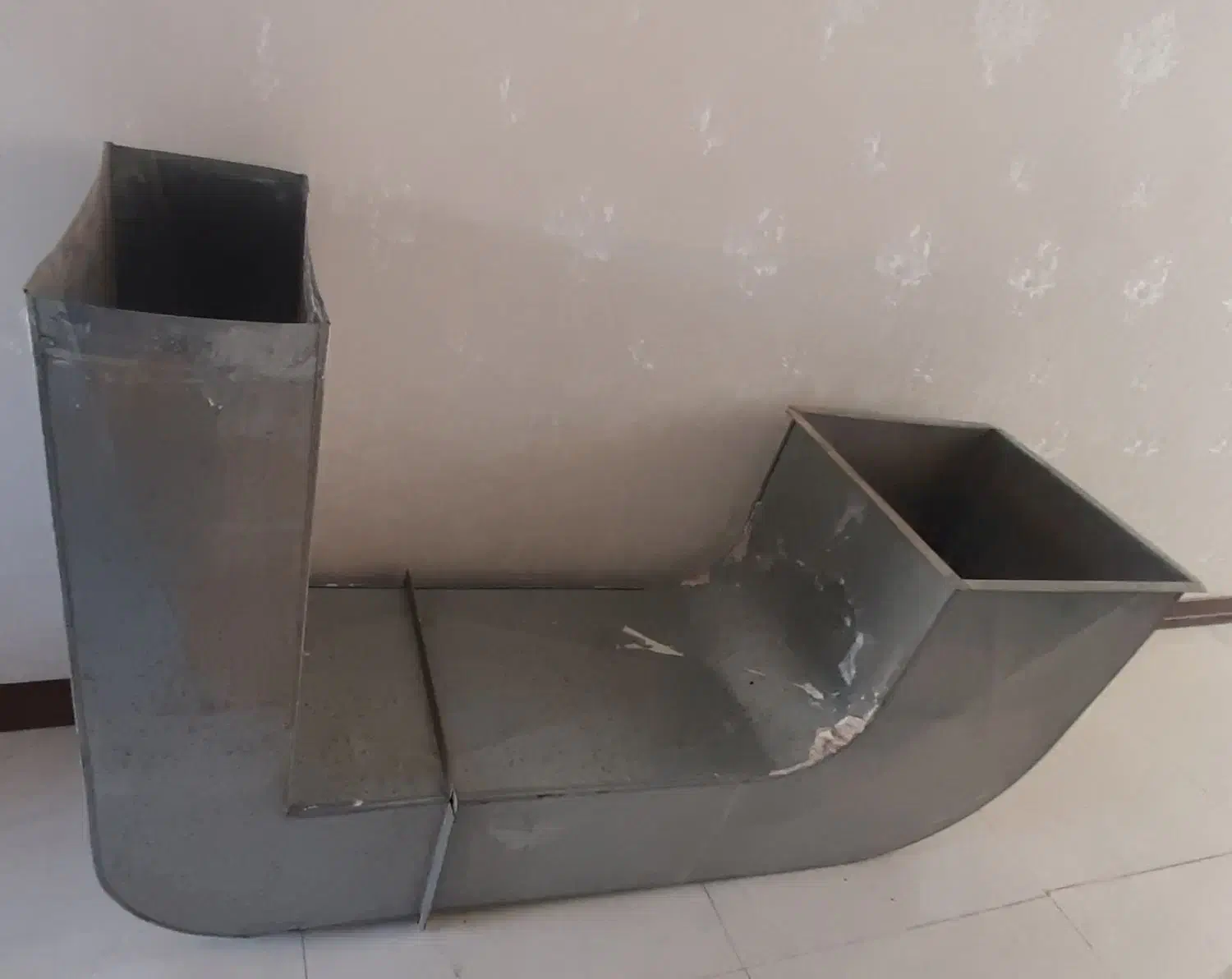 کانال کولر|کولر آبی|شیراز, کوشک میدان|دیوار