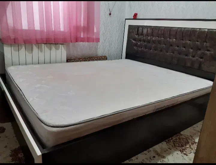 تخت دونفره در حد نو|تخت و سرویس خواب|سنندج, |دیوار
