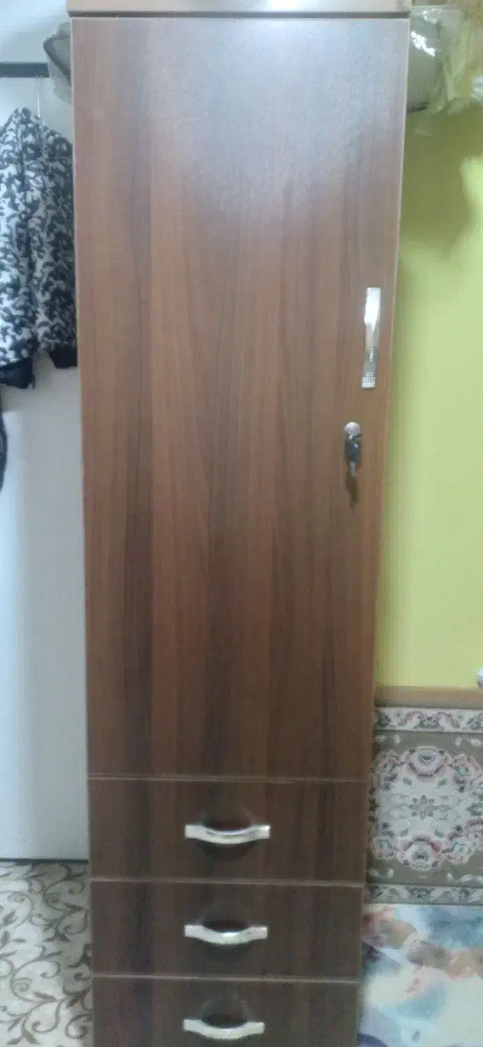 به دلیل نداشتن فضا قادربه فروختن هستم.|جاکفشی، کمد، دراور|بندر گز, |دیوار