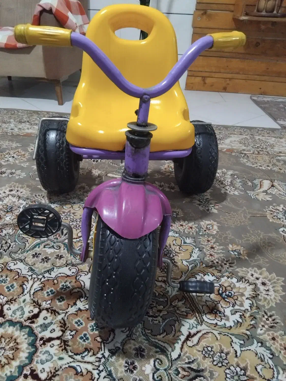 سه چرخه|اسباب‌بازی بچه|مرودشت, بیست متری بیمارستان|دیوار