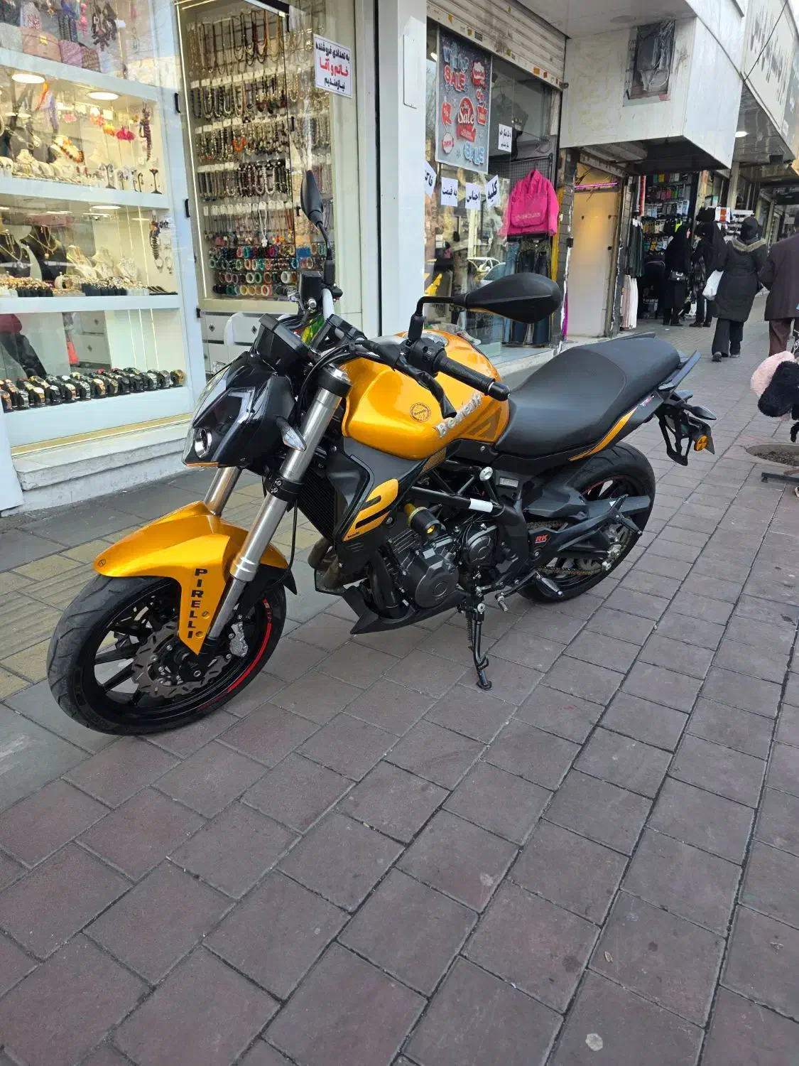 بنلی ۳۰۰ طلایی ۴۰۲|موتورسیکلت|فردیس, فردیس|دیوار