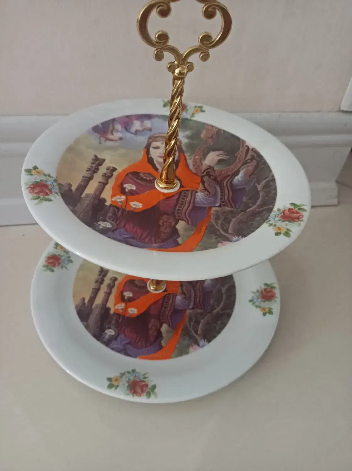 شیرینی خوری|کلکسیون اشیاء عتیقه|کرج, عظیمیه|دیوار