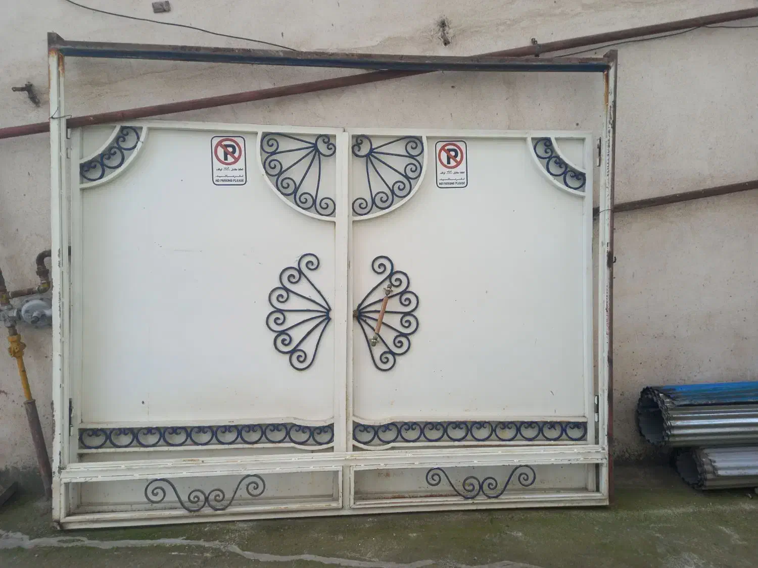 فروش درب آهنی درحد نو|مصالح و تجهیزات ساختمان|آستارا, |دیوار