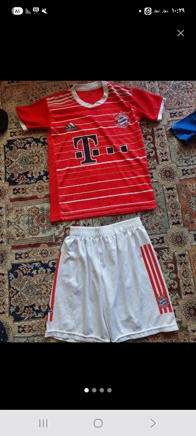 تعدادی لباس فوتبالی|کفش و لباس بچه|اصفهان, جلالیه|دیوار