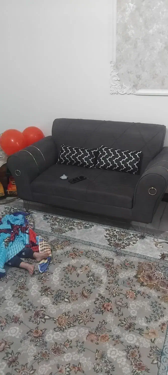 مبل ۷ نفره|مبلمان خانگی و میز عسلی|تهران, شوش (باغ آذری)|دیوار