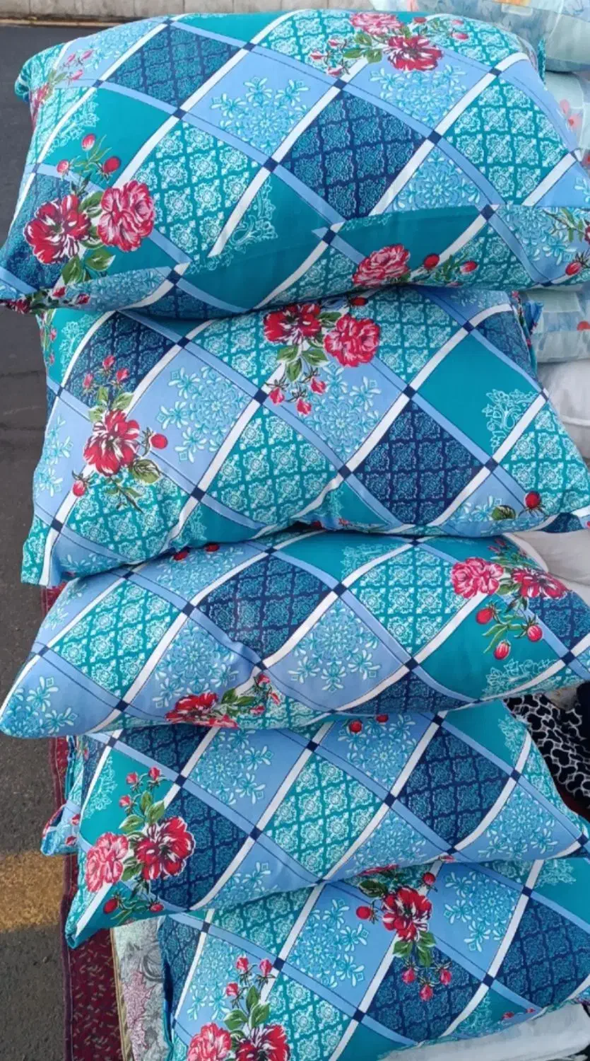 فروش تشک مسافرتی و بالشت با ارسال رایگان|رختخواب، بالش، پتو|بیرجند, |دیوار