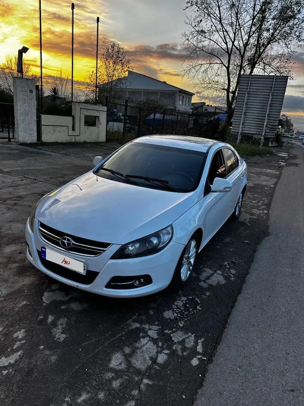 Jak j5 مدل(۹۵)|خودرو سواری و وانت|رشت, بلوار گیلان|دیوار