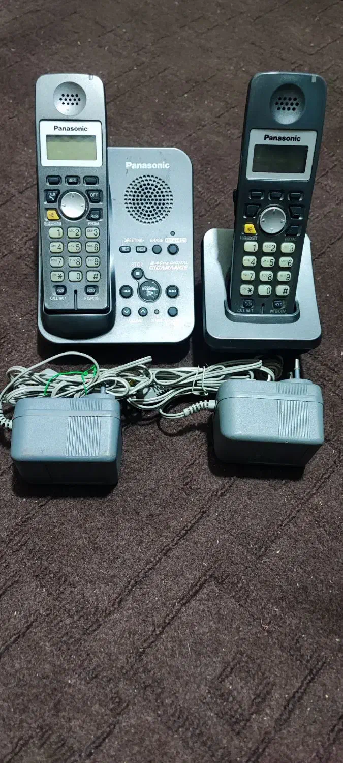 یکدستگاه‌تلفن‌پاناسونیک‌|تلفن رومیزی|شیراز, فرهنگ شهر|دیوار