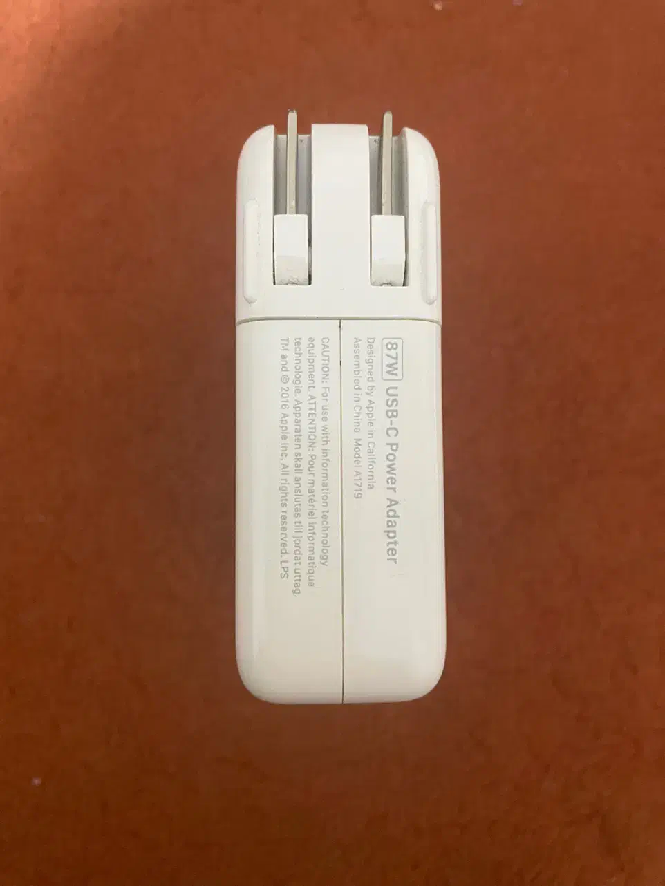 شارژر اصلی لب تاب اپل ۸۷ وات مدل  A1719|قطعات و لوازم جانبی رایانه|کرمان, |دیوار