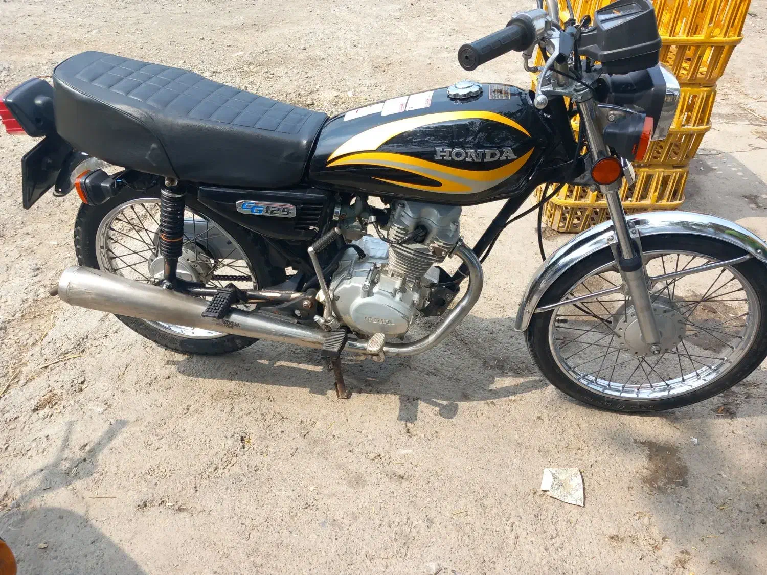 هوندا ( سرقت شده )|اشیا|گرگان, |دیوار