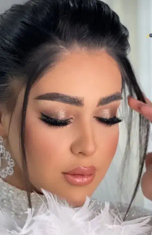 میکاپ و شنیون با قیمت باور نکردنی  600تومن|خدمات آرایشگری و زیبایی|جیرفت, |دیوار