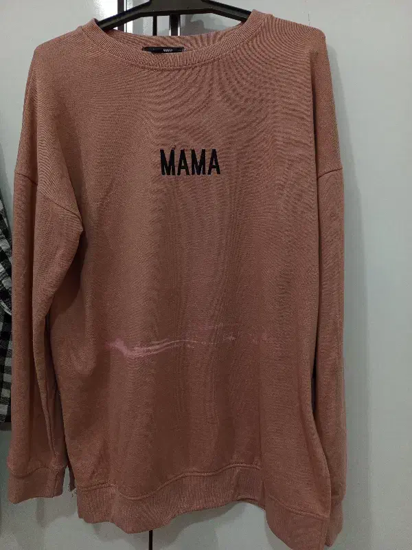 پیراهن|لباس|بیرجند, |دیوار