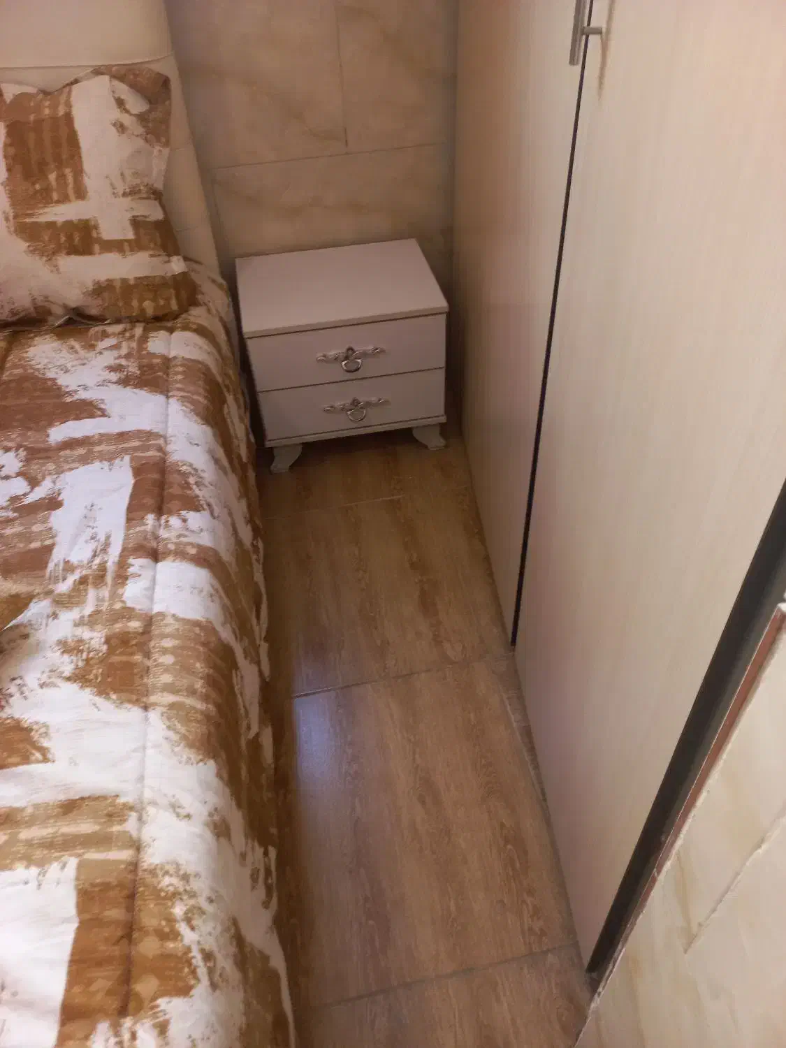 سرویس خواب کامل کامل|تخت و سرویس خواب|ورامین, ورامین|دیوار