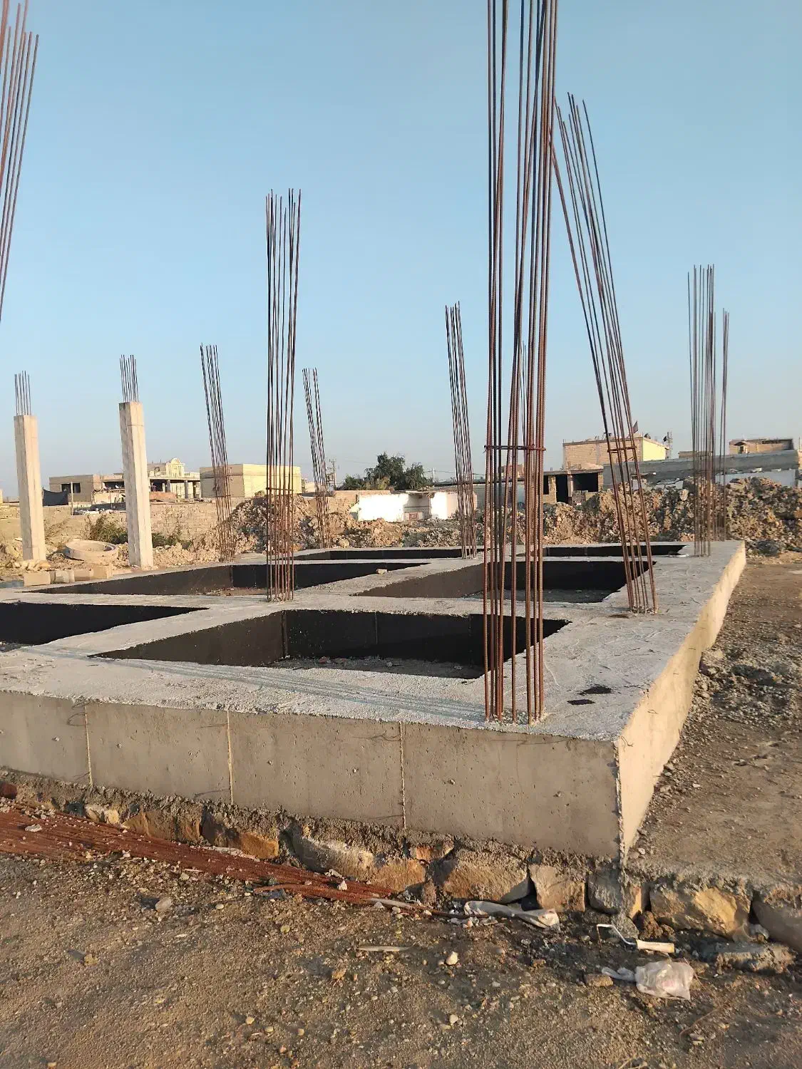 تیرچه بلوک وانجام کارهای ساختمانی صفرتاصد|خدمات پیشه و مهارت|بندر امام خمینی, |دیوار