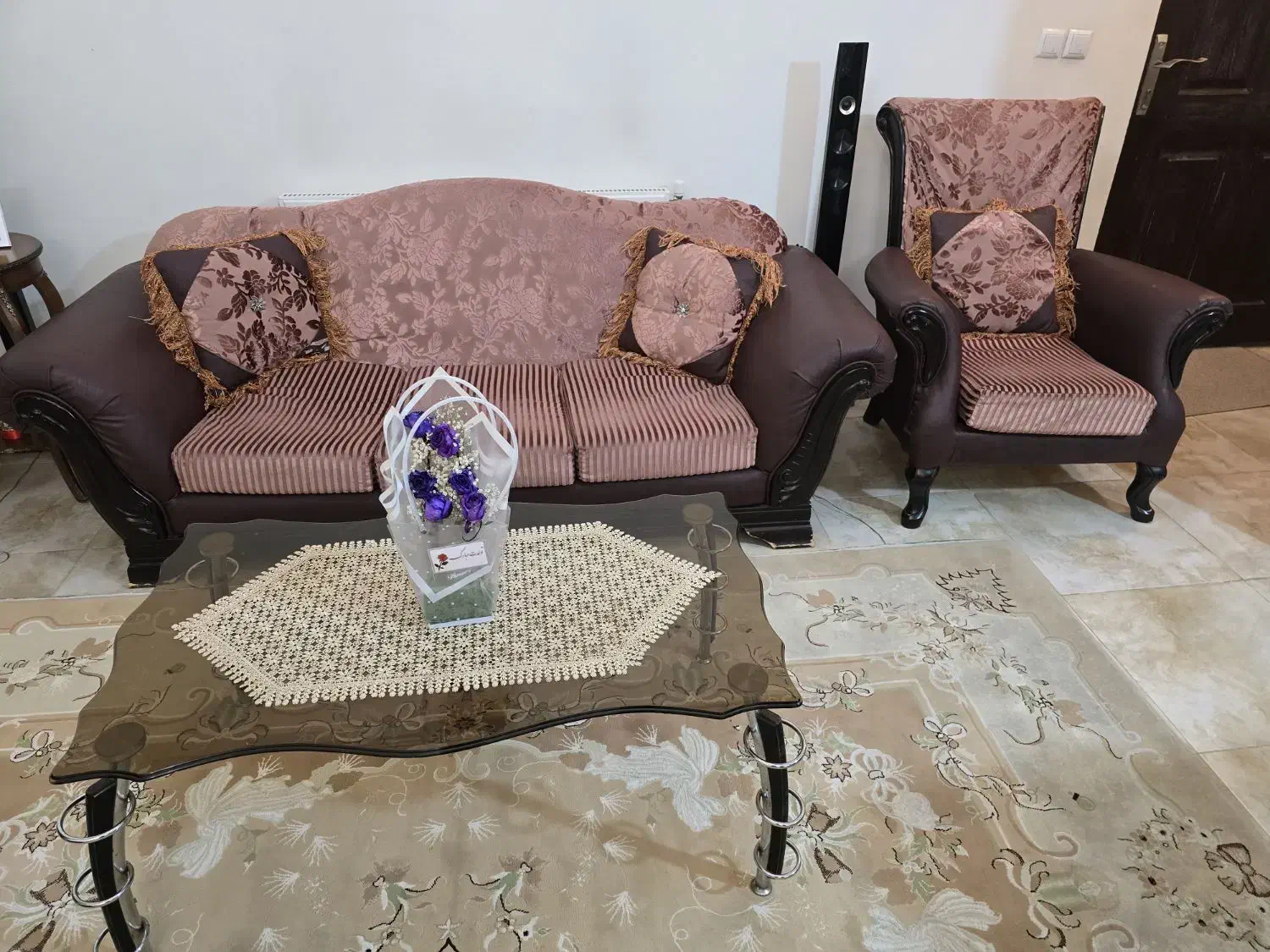 مبل ۸ نفره چرم و پارچه|مبلمان خانگی و میز عسلی|پردیس, فاز ۳|دیوار