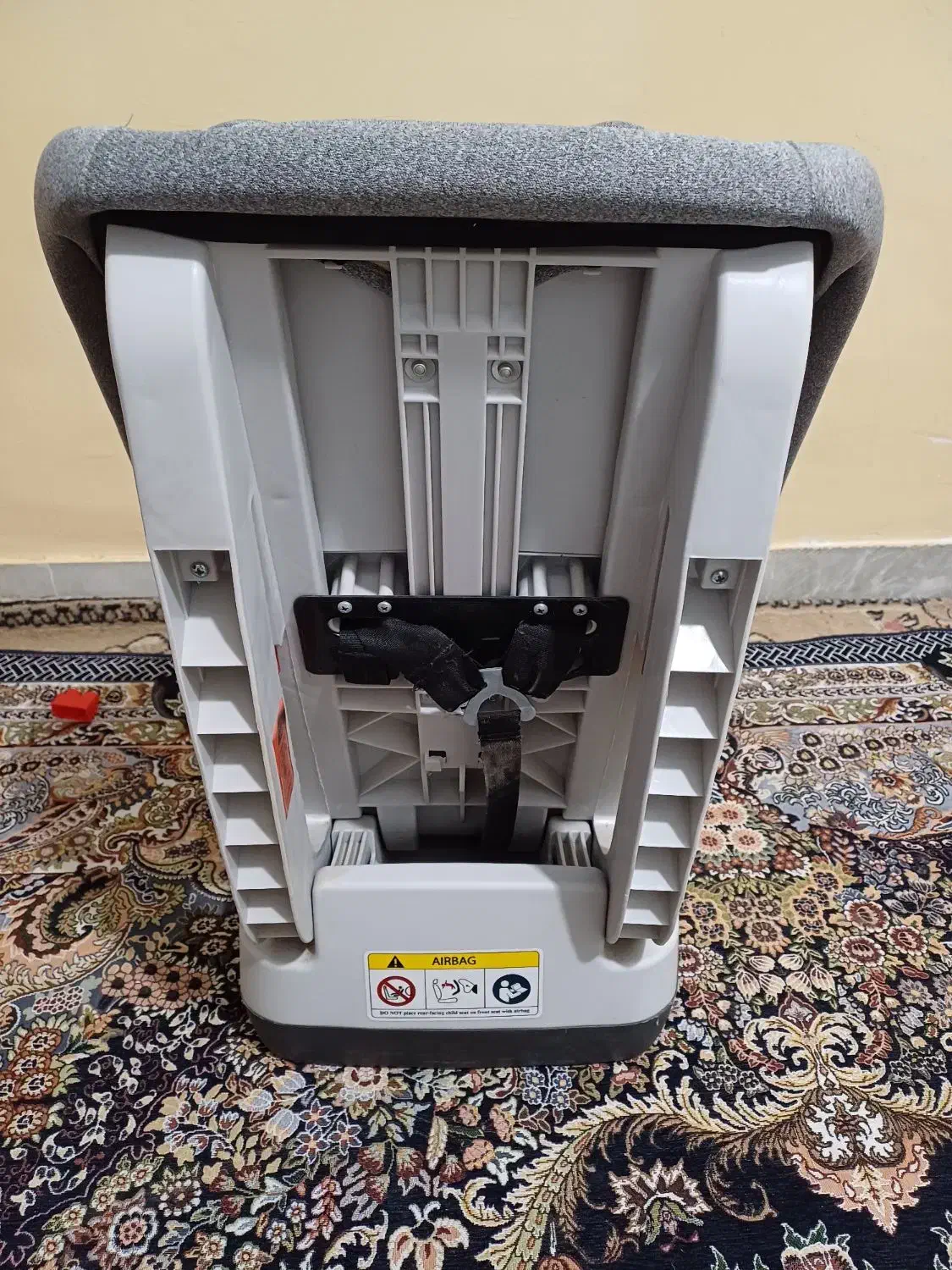 صندلی بچه|تخت و صندلی بچه|ایرانشهر, |دیوار